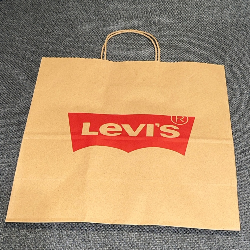 Levi’s gift bag